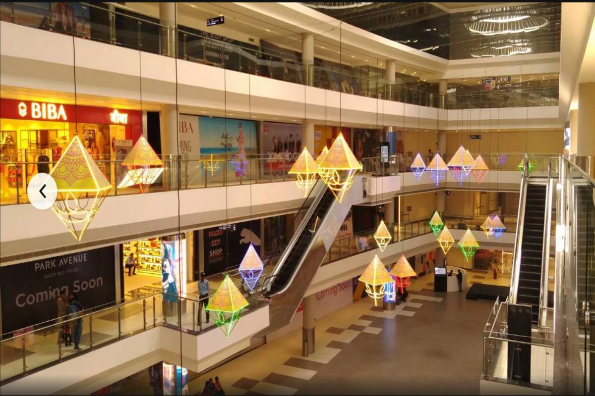 Elpro City Square Mall Photos