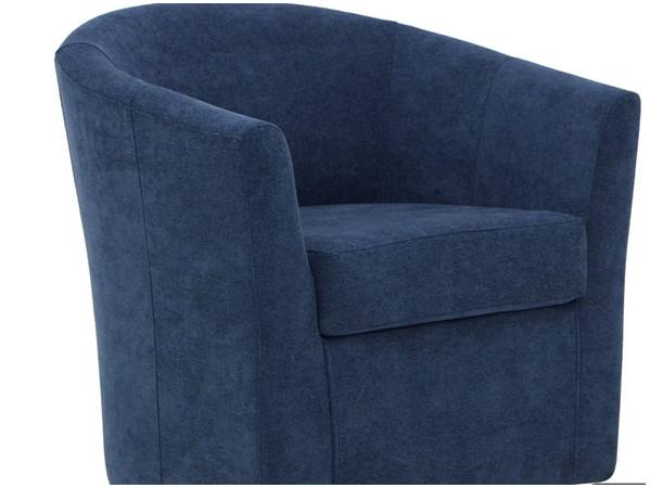 Fox Hill Trading Windsor 19_H Traditional Fabric Swivel Club Chair in Indigo