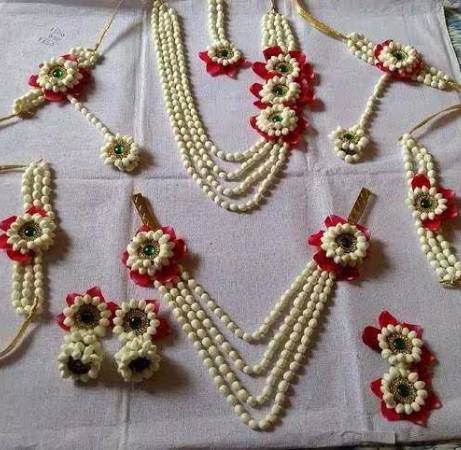 Ravi Fresh Flowers Jewellery