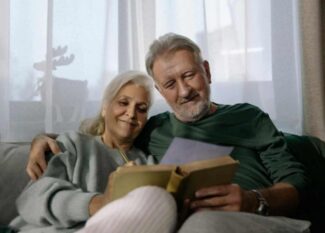 Reverse Mortgages vs. Refinancing